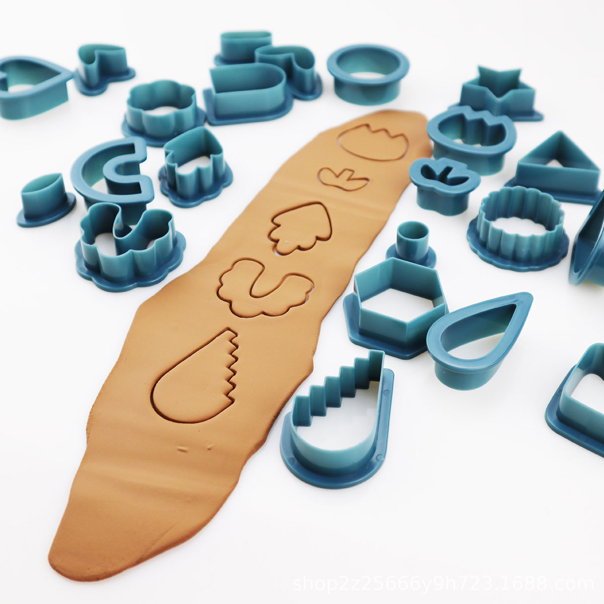 24pcs Polymer Clay Cutters Kit - огляд і ціна Jewelry Making For Beginners
